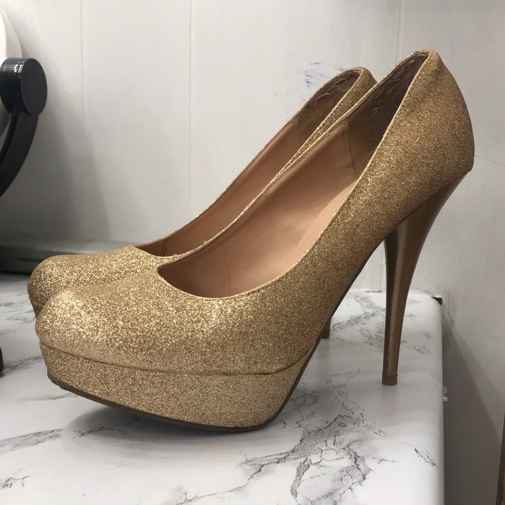 Steve Madden Gold Glitter Heels